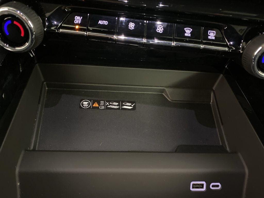 2025 Chevrolet Tahoe 4WD Premier