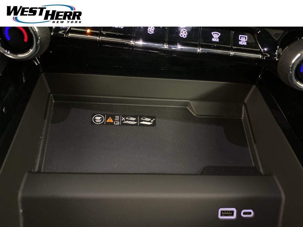 2025 Chevrolet Tahoe 4WD Premier