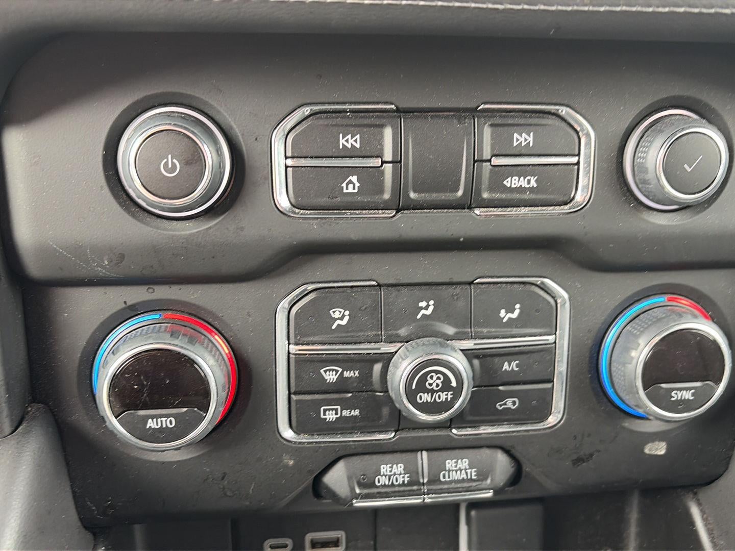 2024 Chevrolet Tahoe LS
