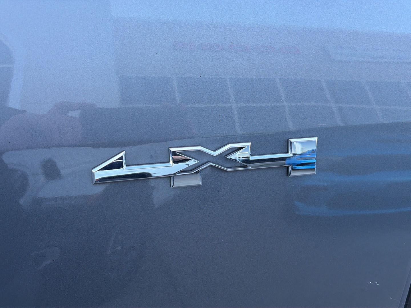 2021 GMC Canyon 4WD Extended Cab Elevation Standard
