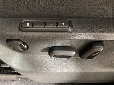 2025 Volkswagen Atlas Cross Sport 2.0T SEL Premium R-Line