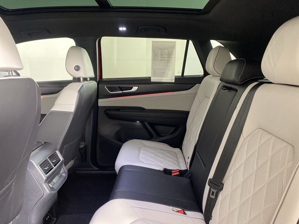 2025 Volkswagen Atlas Cross Sport 2.0T SEL Premium R-Line