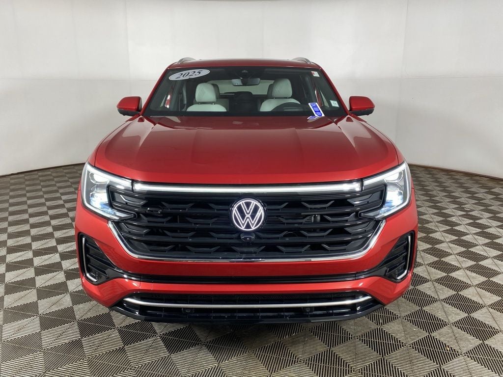 2025 Volkswagen Atlas Cross Sport 2.0T SEL Premium R-Line