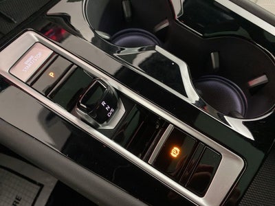 2025 Volkswagen Atlas Cross Sport 2.0T SEL Premium R-Line