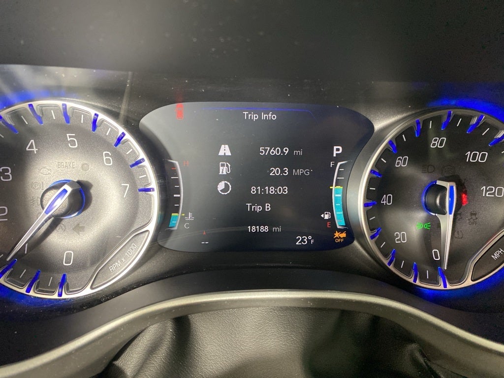 2025 Chrysler Pacifica Select