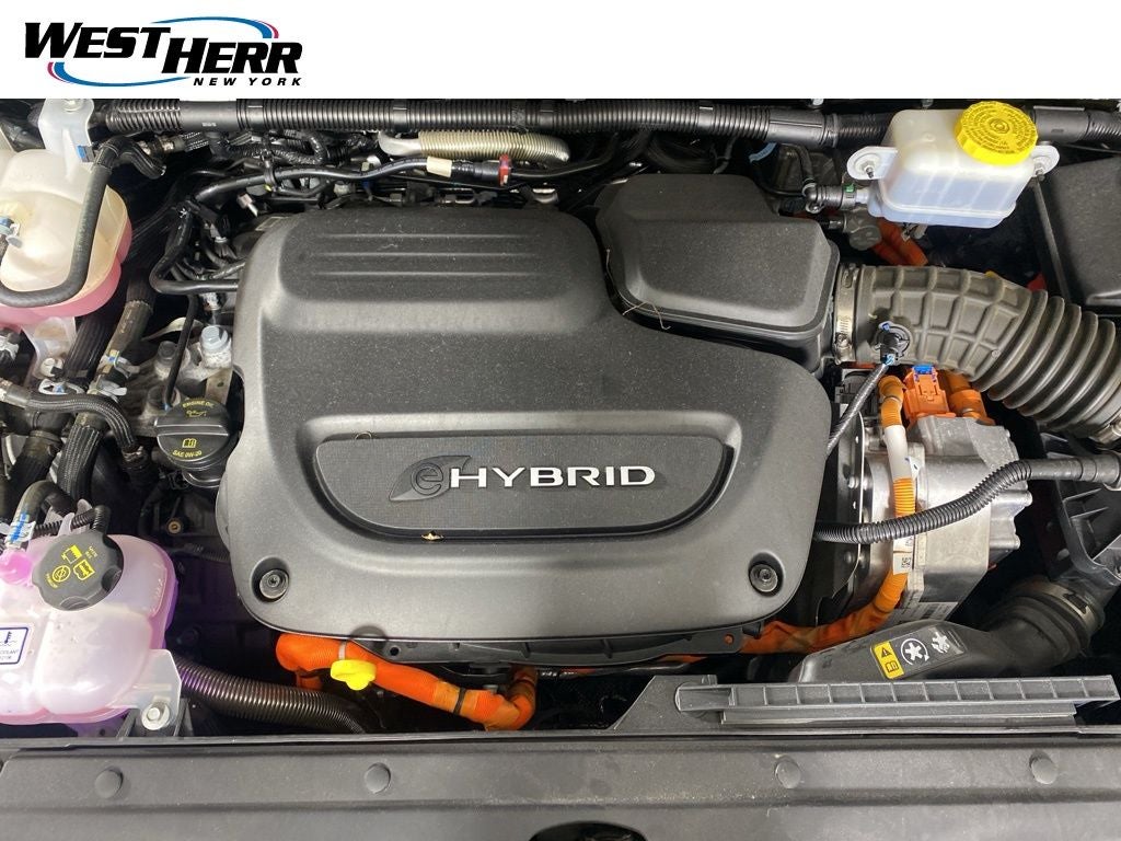 2023 Chrysler Pacifica Hybrid Touring L