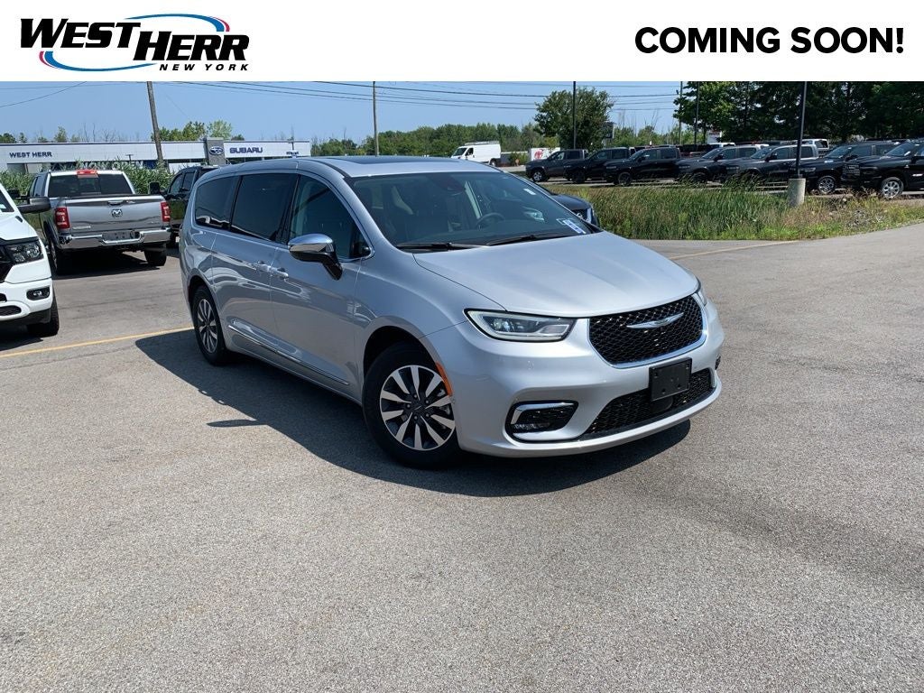 2023 Chrysler Pacifica Hybrid