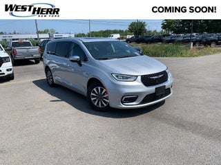 2023 Chrysler Pacifica Hybrid Limited