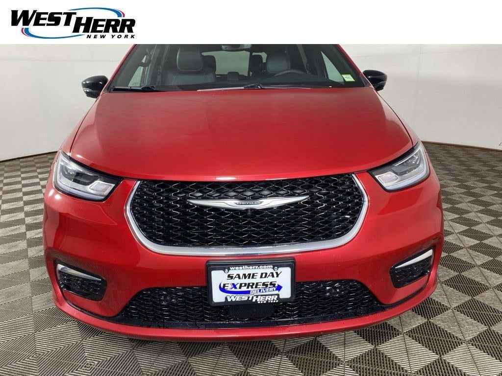 2026 Chrysler Pacifica Select AWD