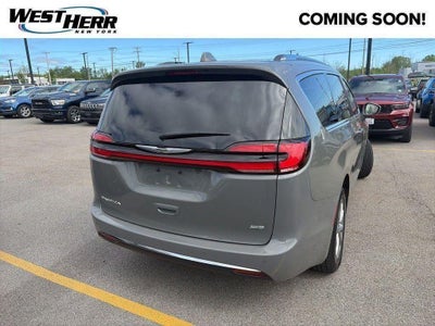 2021 Chrysler Pacifica Touring L AWD