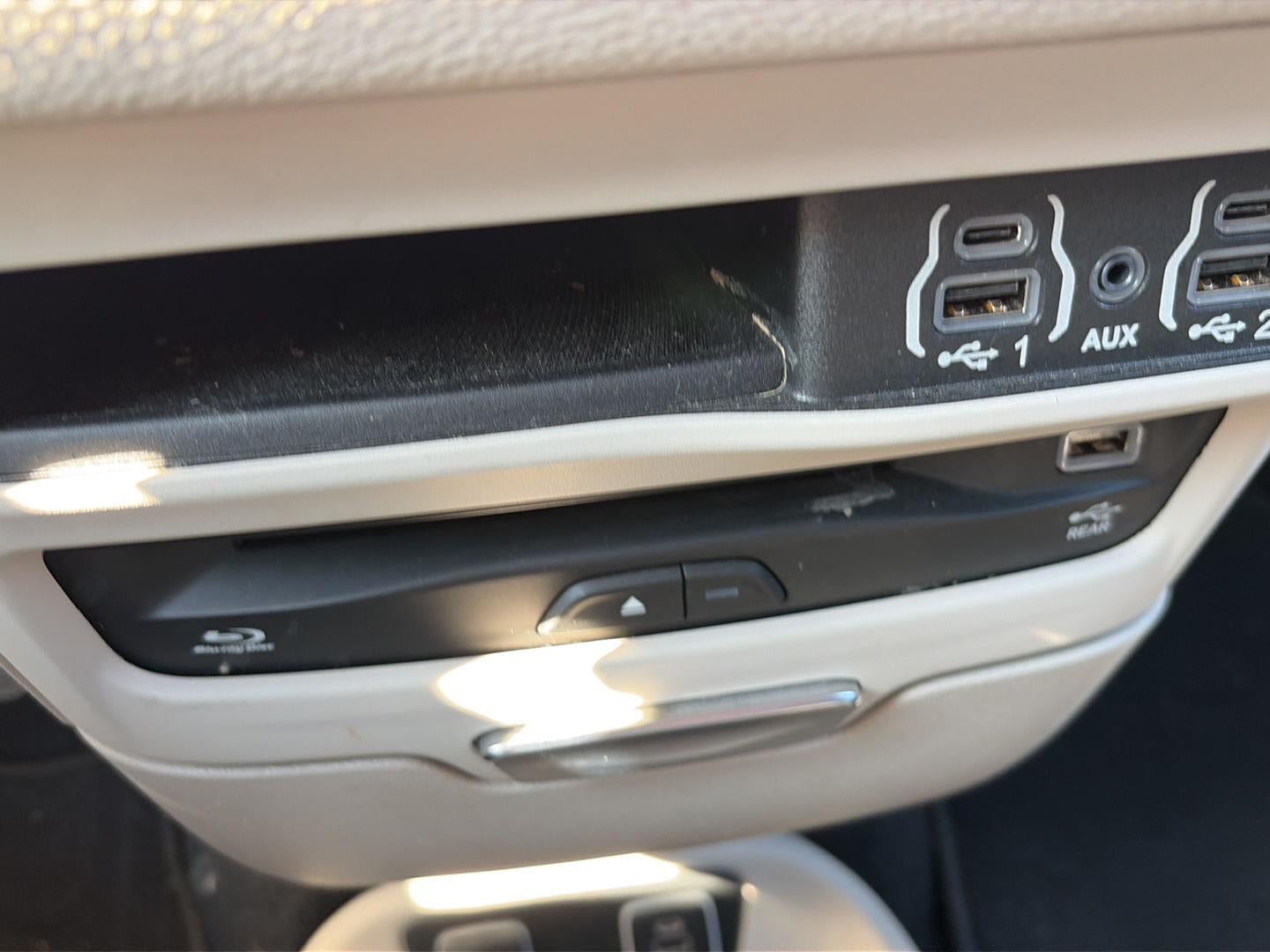 2021 Chrysler Pacifica Touring L AWD