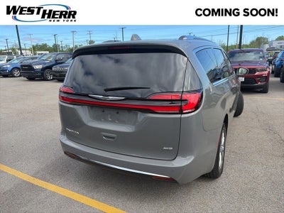 2021 Chrysler Pacifica Touring L AWD