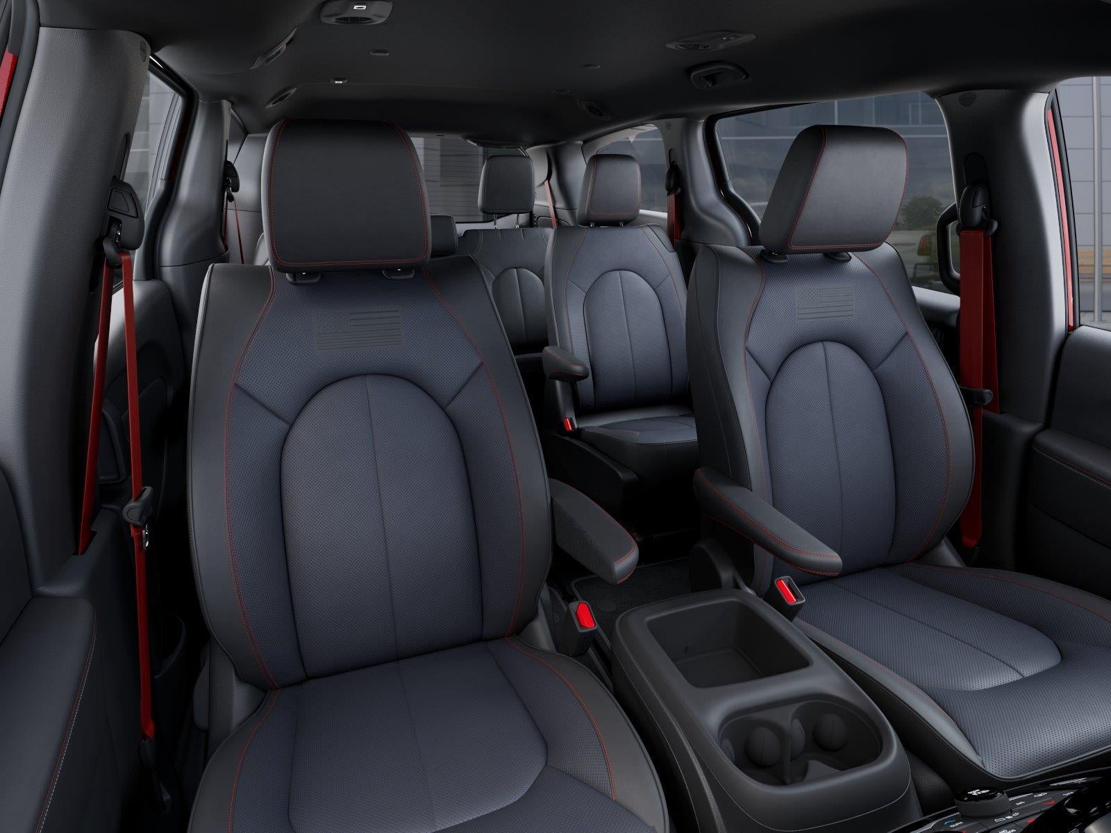 2027 Chrysler Pacifica PACIFICA SELECT AWD