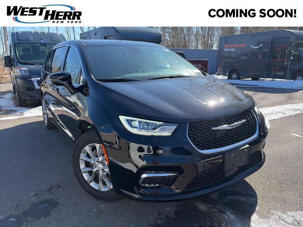 2026 Chrysler Pacifica Select AWD