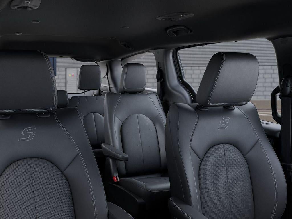 2026 Chrysler Pacifica Select AWD