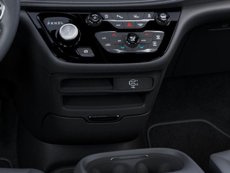 2027 Chrysler Pacifica PACIFICA SELECT AWD