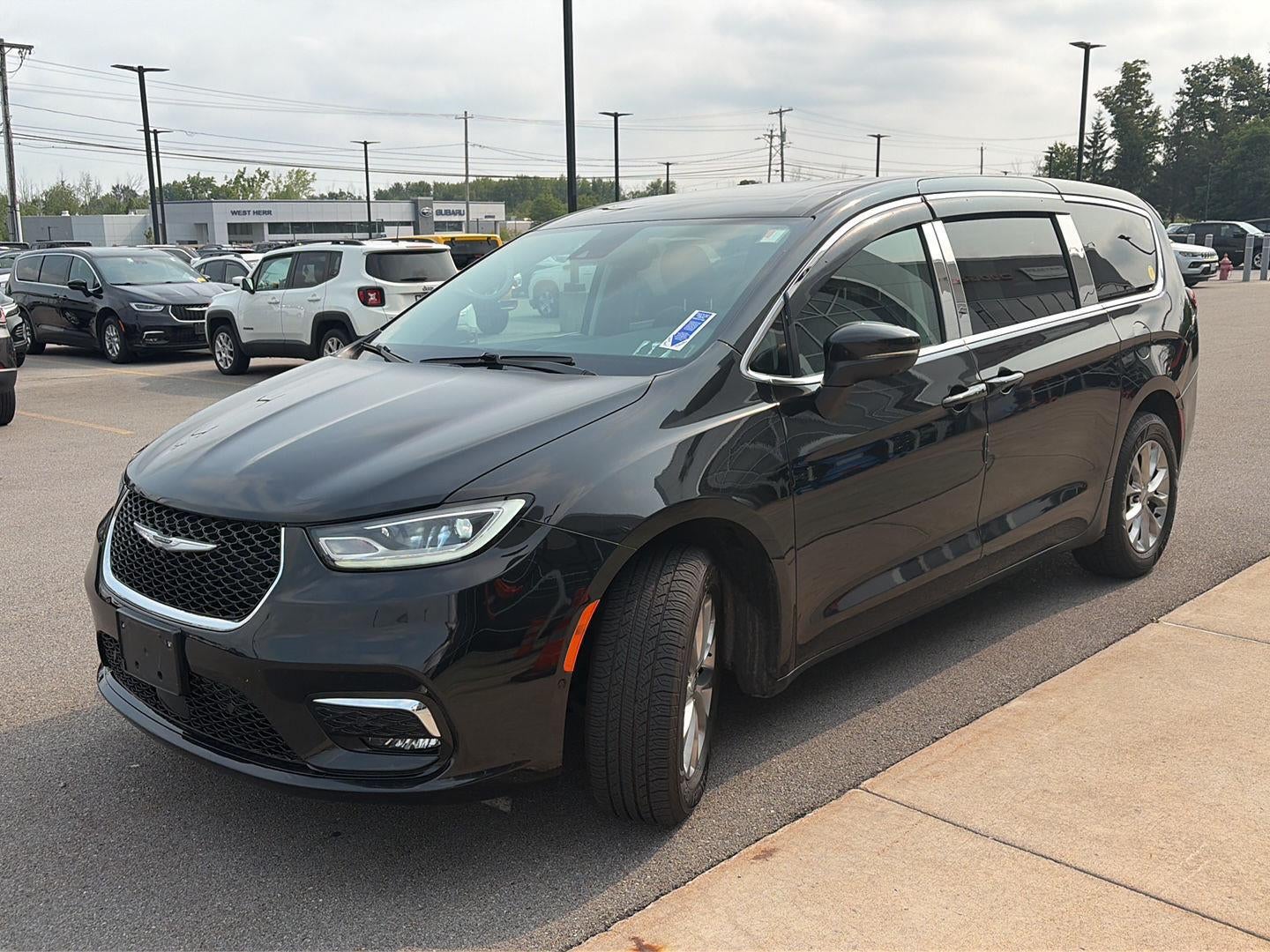 2023 Chrysler Pacifica Touring L AWD