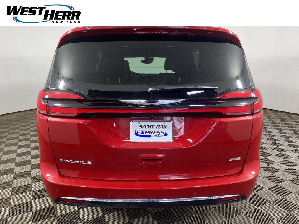 2026 Chrysler Pacifica Select AWD