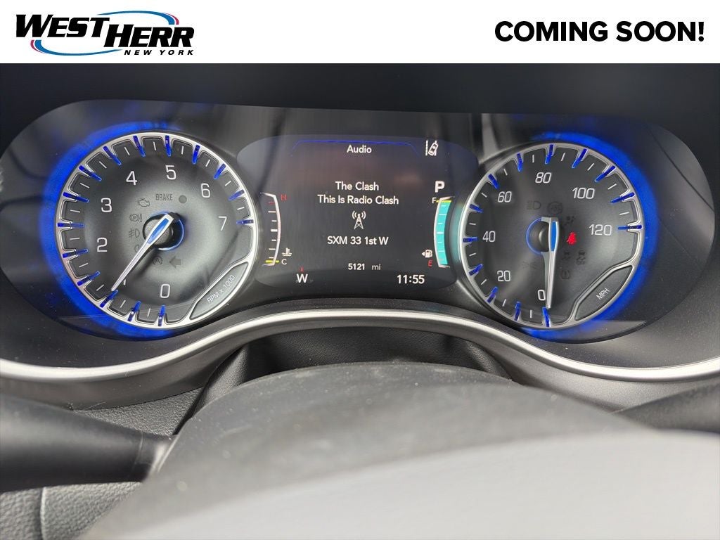 2026 Chrysler Pacifica Select AWD
