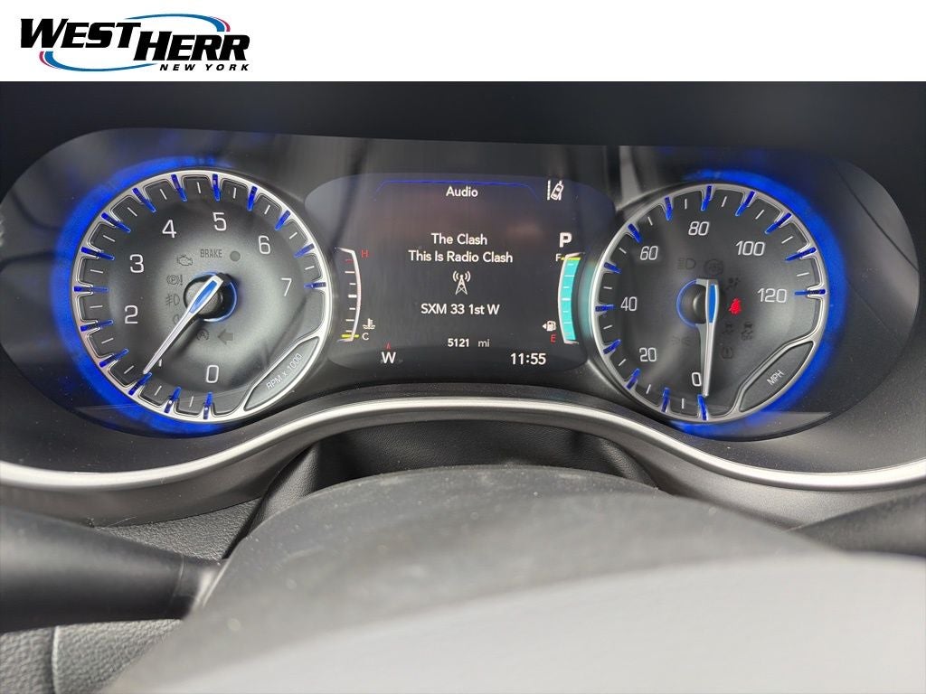 2026 Chrysler Pacifica Select AWD