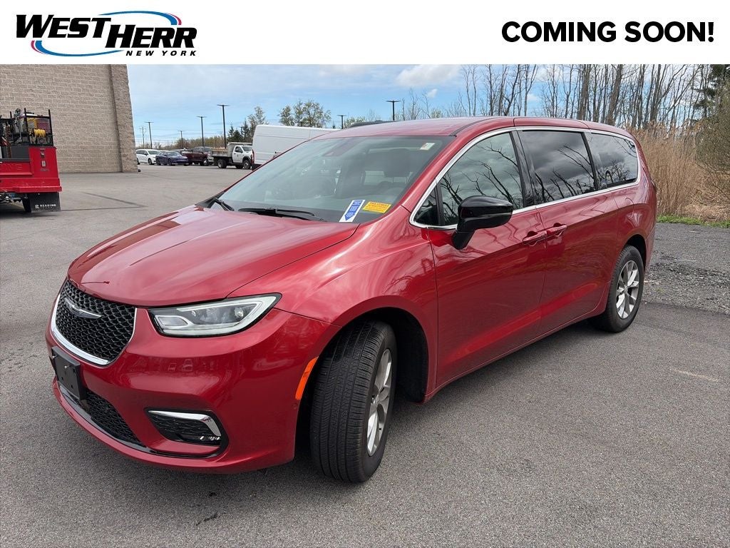 2026 Chrysler Pacifica Select AWD
