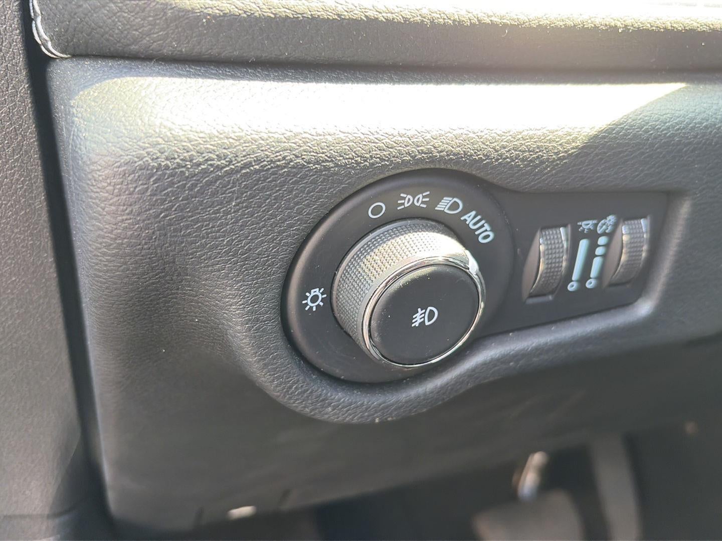 2022 Chrysler Pacifica Limited AWD