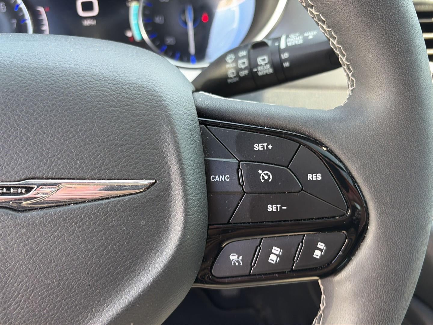 2022 Chrysler Pacifica Limited AWD