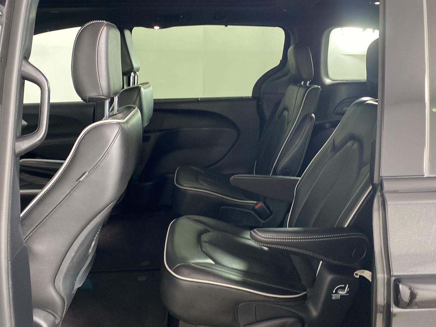 2022 Chrysler Pacifica Limited AWD