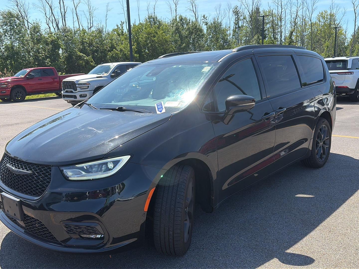 2022 Chrysler Pacifica Limited AWD