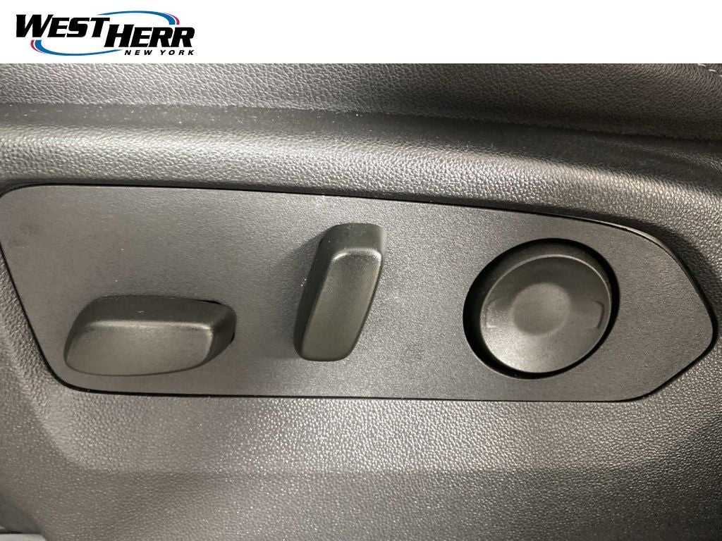 2025 Chevrolet Silverado 1500 4WD Crew Cab Short Bed RST