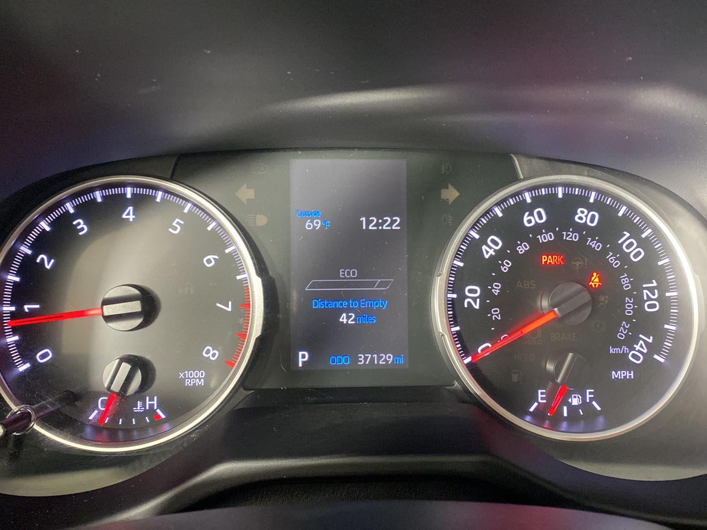 2020 Toyota RAV4 LE