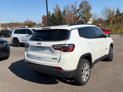 2022 Jeep Compass Latitude Lux