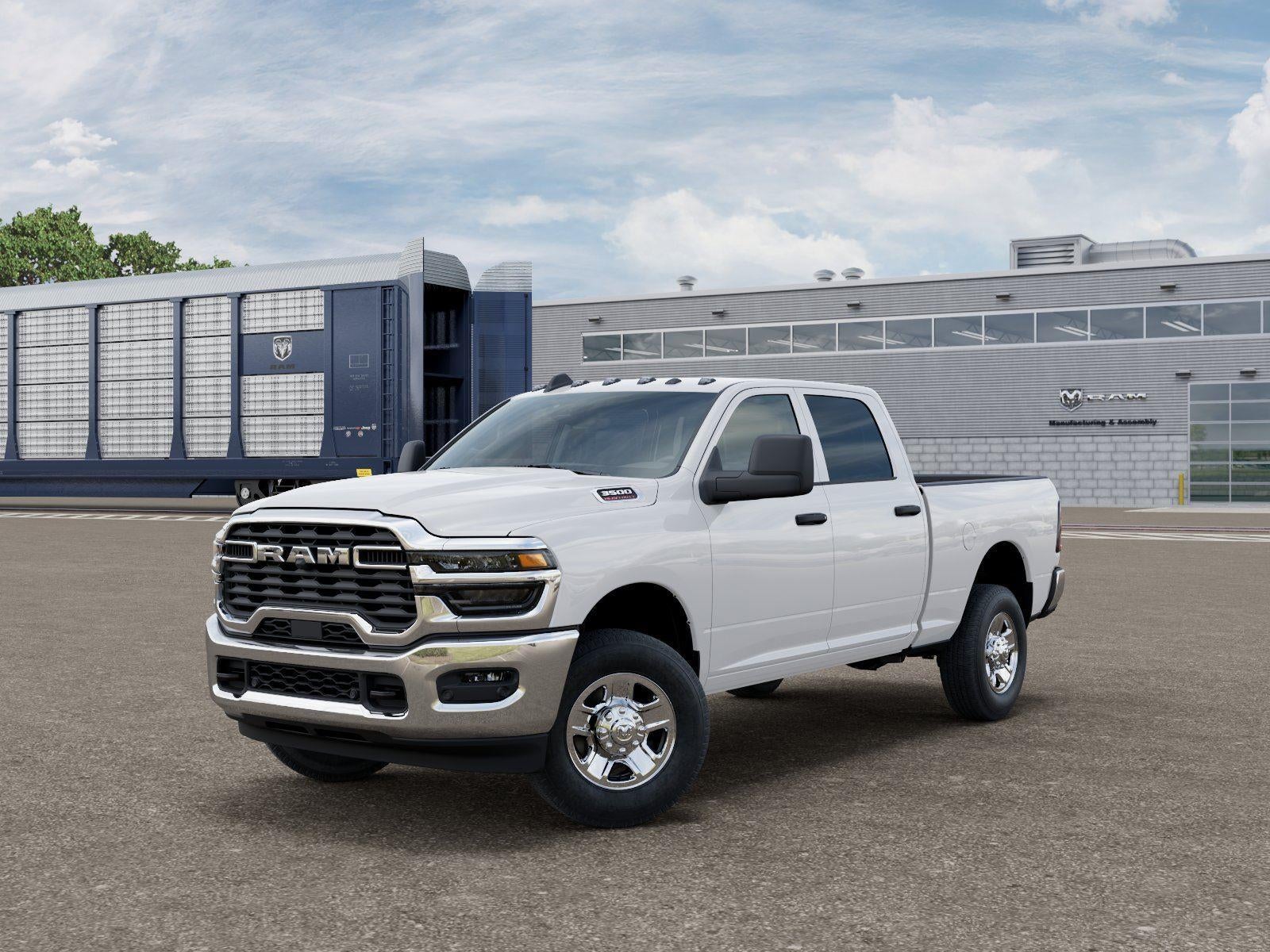 2026 RAM Ram 3500 RAM 3500 TRADESMAN CREW CAB 4X4 6'4' BOX