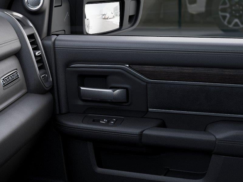 2027 RAM Ram 3500 RAM 3500 LARAMIE CREW CAB 4X4 6'4' BOX