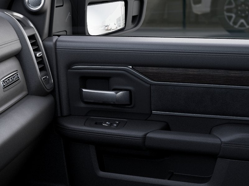 2027 RAM Ram 3500 RAM 3500 LARAMIE CREW CAB 4X4 6'4' BOX