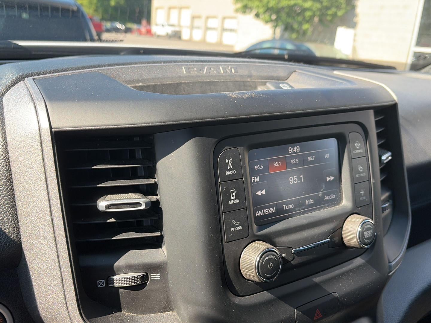 2024 RAM 2500 Tradesman Crew Cab 4x4 6'4' Box