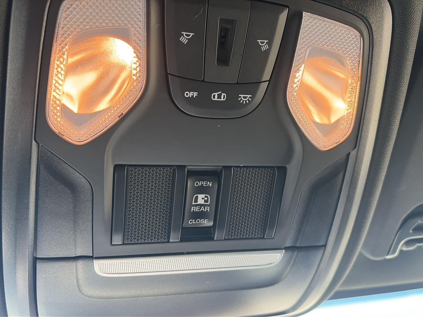 2024 RAM 2500 Tradesman Crew Cab 4x4 6'4' Box