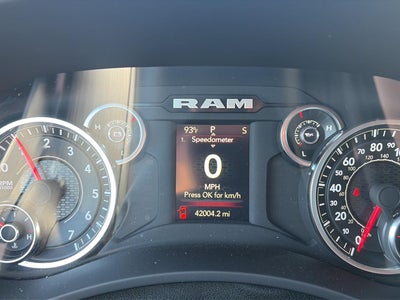 2024 RAM 2500 Tradesman Crew Cab 4x4 6'4' Box