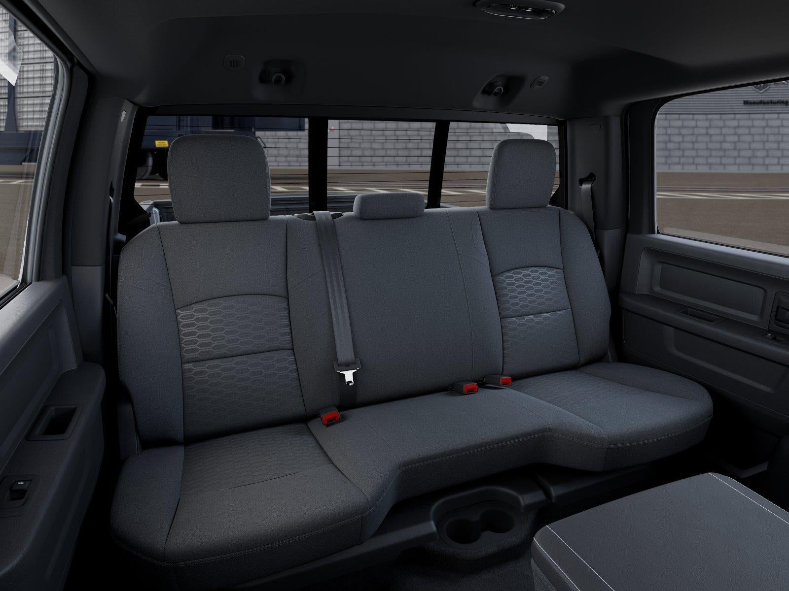 2027 RAM Ram 2500 RAM 2500 TRADESMAN CREW CAB 4X4 6'4' BOX