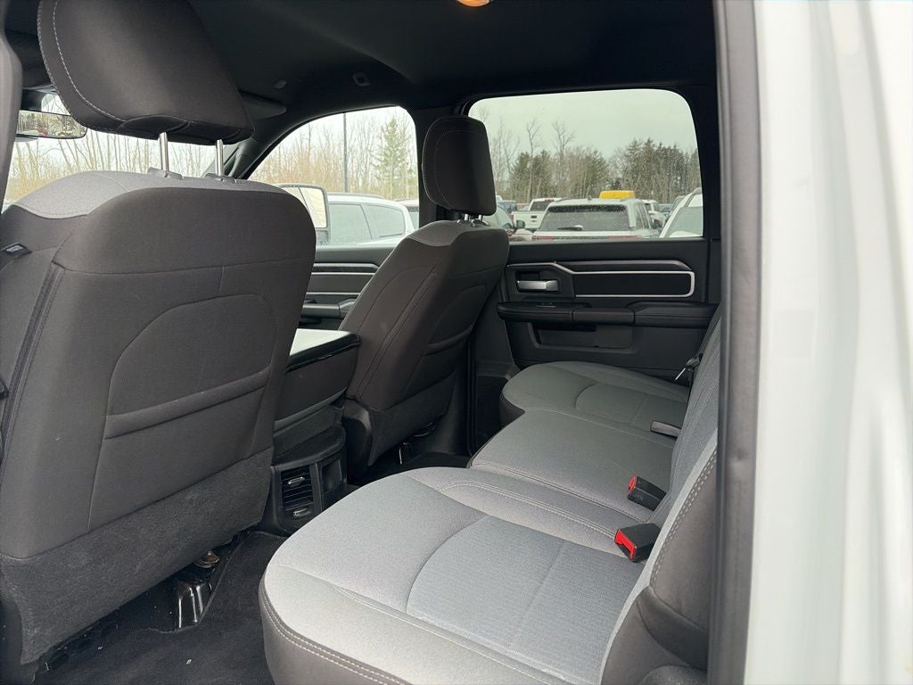 2024 RAM 2500 Big Horn Crew Cab 4x4 6'4' Box