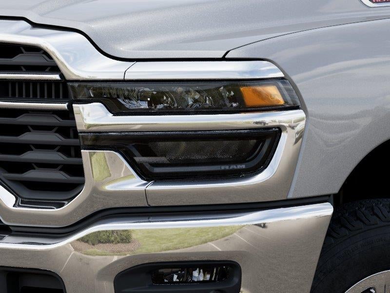 2026 RAM 2500 RAM 2500 TRADESMAN CREW CAB 4X4 8' BOX