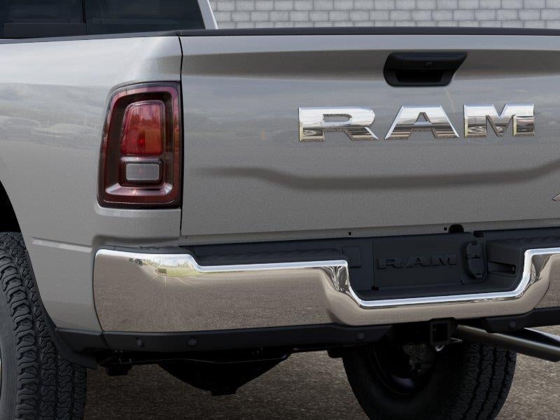 2026 RAM 2500 RAM 2500 TRADESMAN CREW CAB 4X4 8' BOX