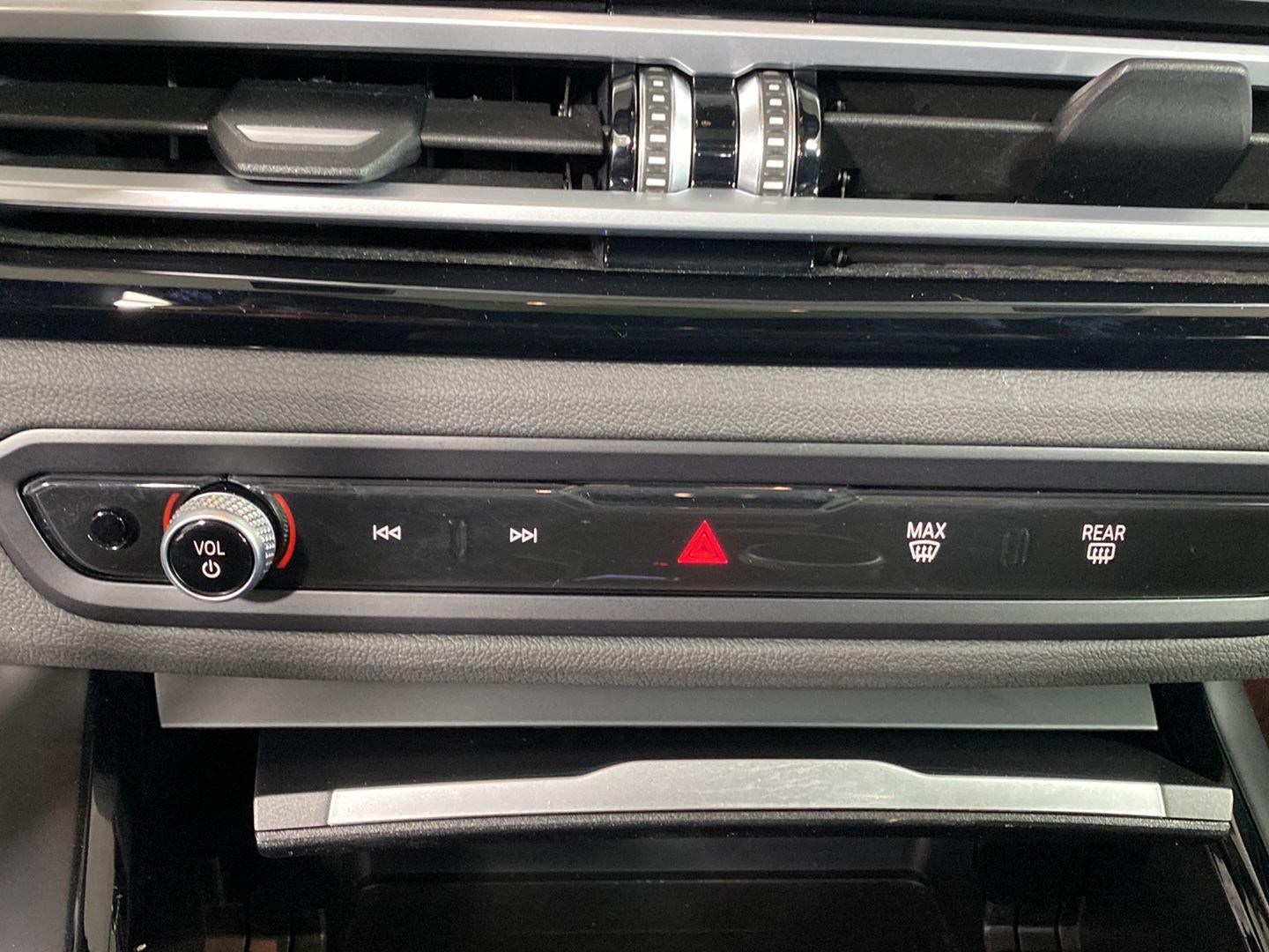 2024 BMW 230i xDrive