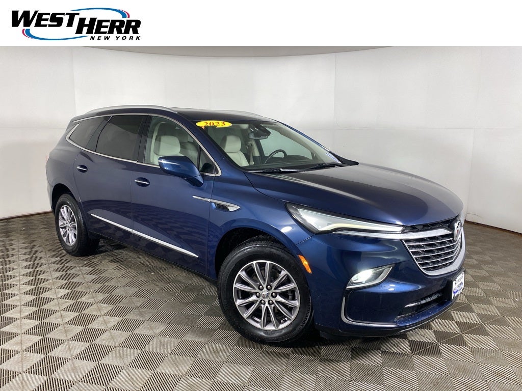 2023 Buick Enclave Essence AWD