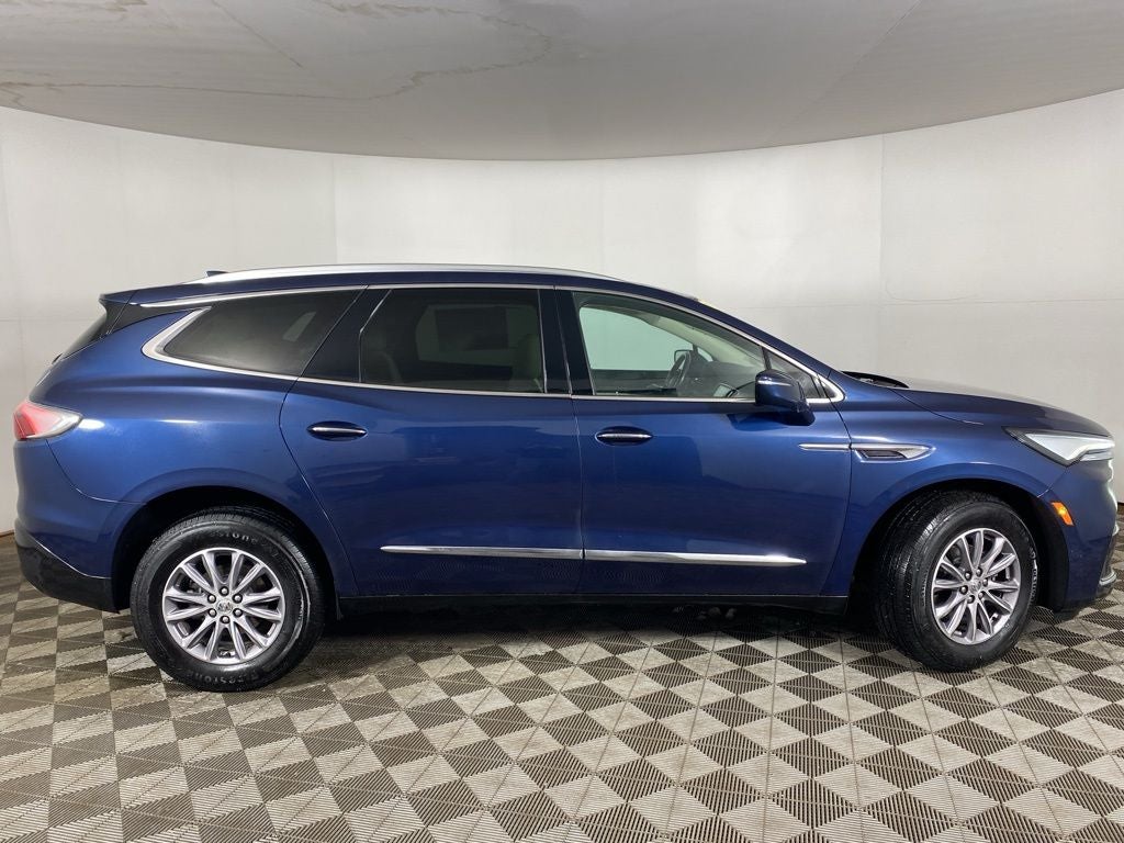 2023 Buick Enclave Essence AWD