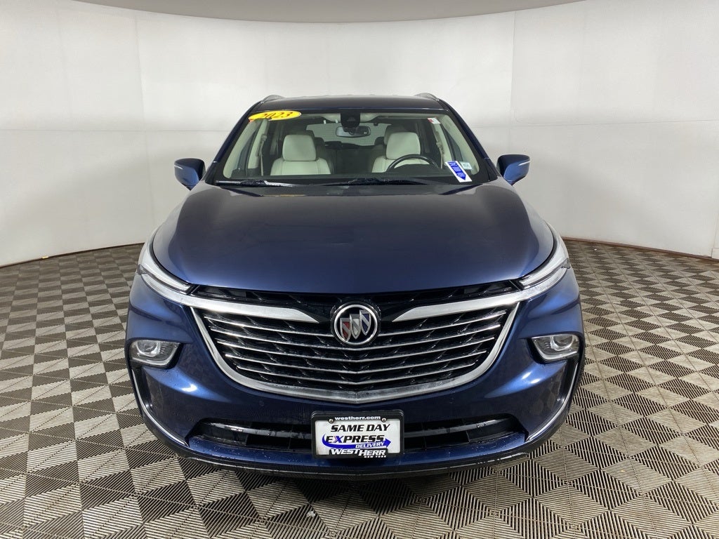 2023 Buick Enclave Essence AWD