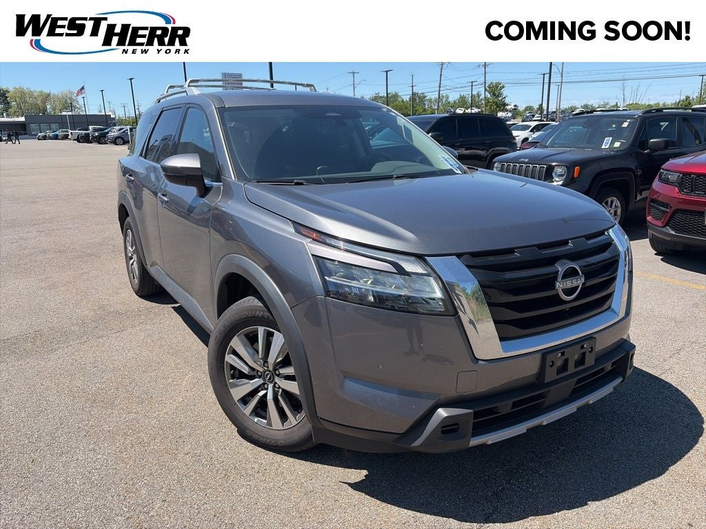 2023 Nissan Pathfinder SL 4WD