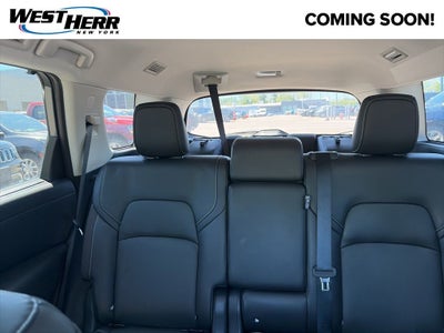 2023 Nissan Pathfinder SL 4WD
