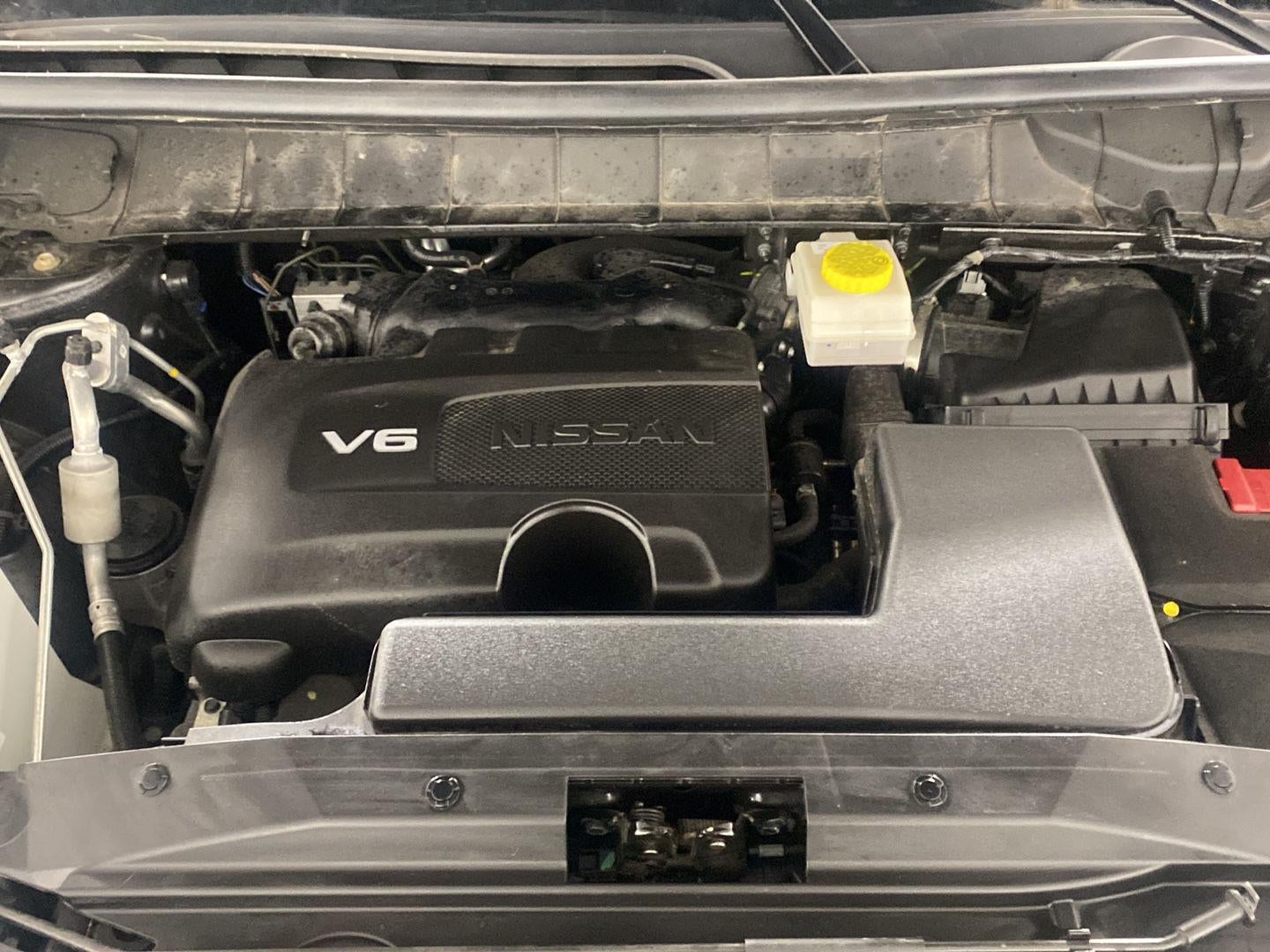 2023 Nissan Pathfinder SL 4WD