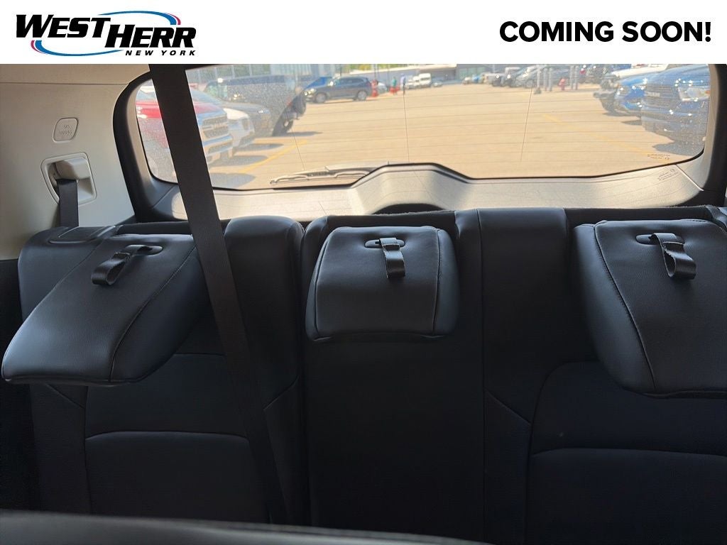 2023 Nissan Pathfinder SL 4WD